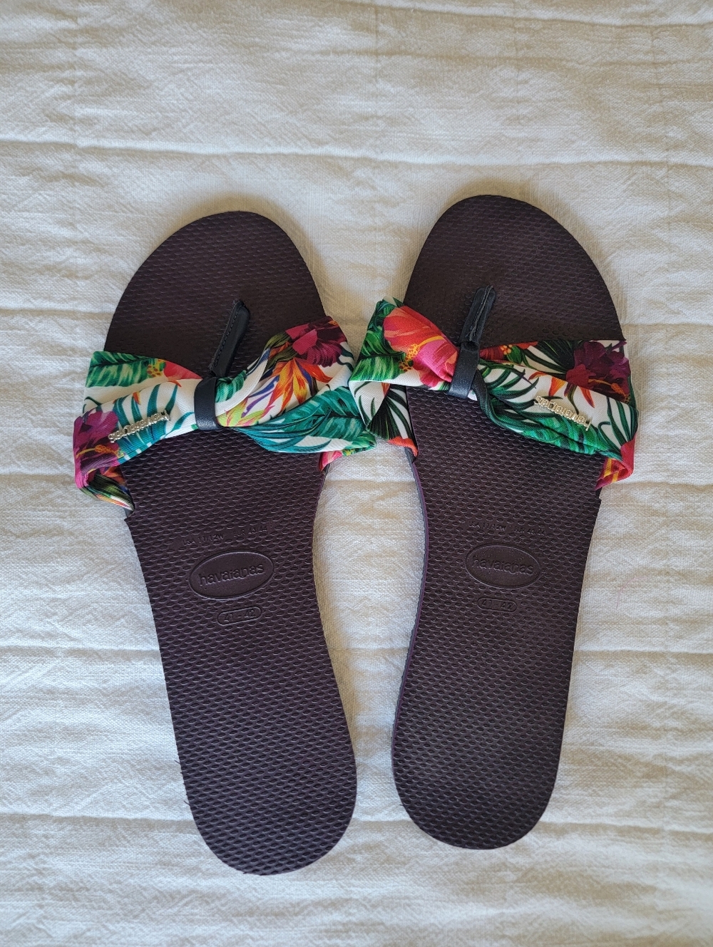 Havaianas Brazil St Tropez Sandals Aubergine Floral Strap Flip Flops 11/12
